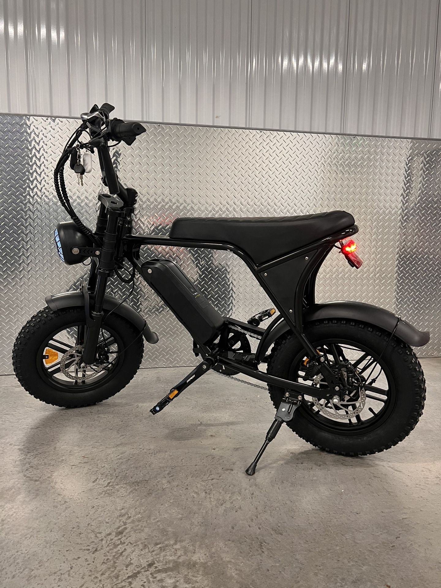 Electric Mini e-Bike, 16x4.0(Fat Tire), 11ah Battery, 20mph Top Speed, 5speed Pedal Assist, 7 Speed Shimano