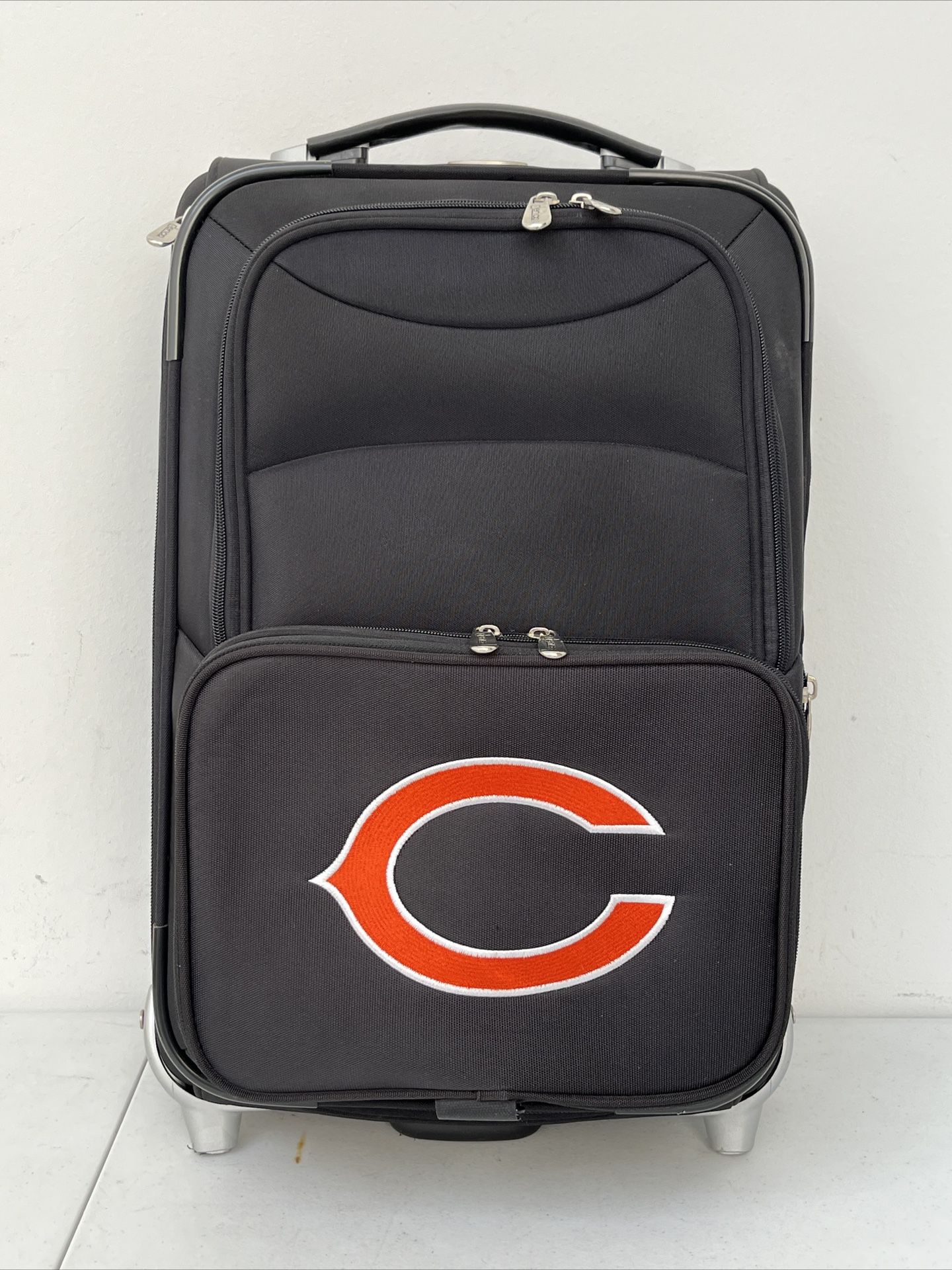 Denco Chicago Bears 21” Expandable Roller Carry On Suitcase