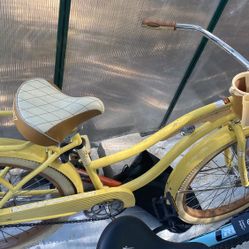 Huffy Beach Cruiser 
