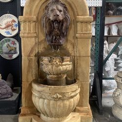Lion Water Fountain 