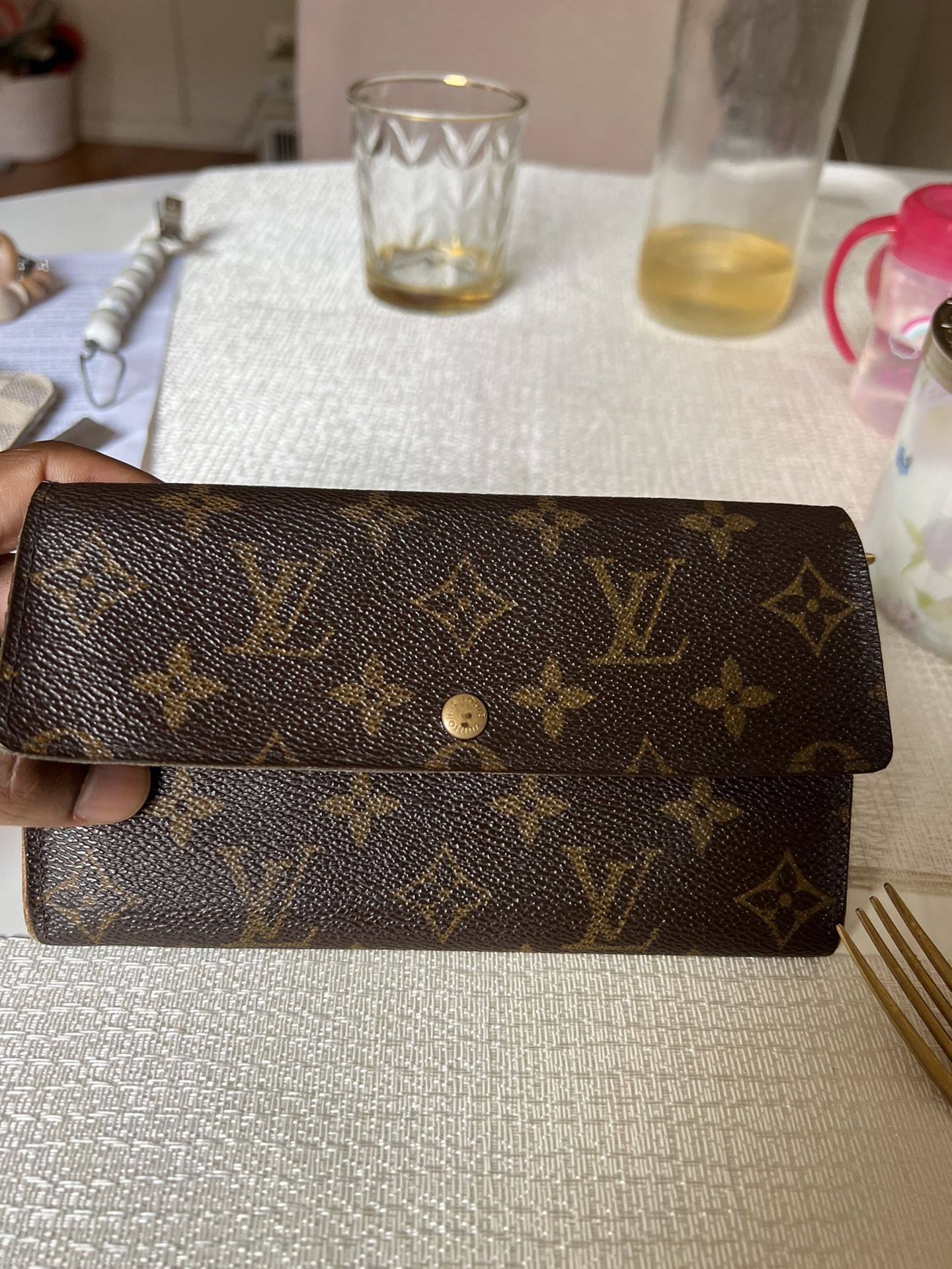 Louis Vuitton Sarah Long Wallet Authentic for Sale in Jamaica, NY - OfferUp