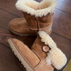 Ugg For Girls 