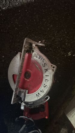 Milwaukee Skillsaw