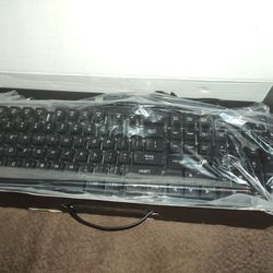 TekNmotion Nibiru 4-In-1 Gaming Bundle Keyboard Mouse Headset