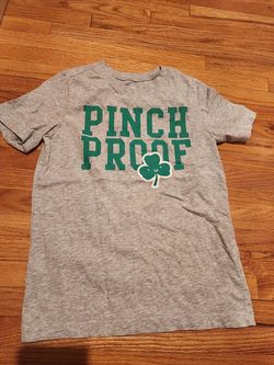 Kids boys girls size 7 St. Patrick's day shirt