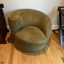 Room and Board Swivel Chair 