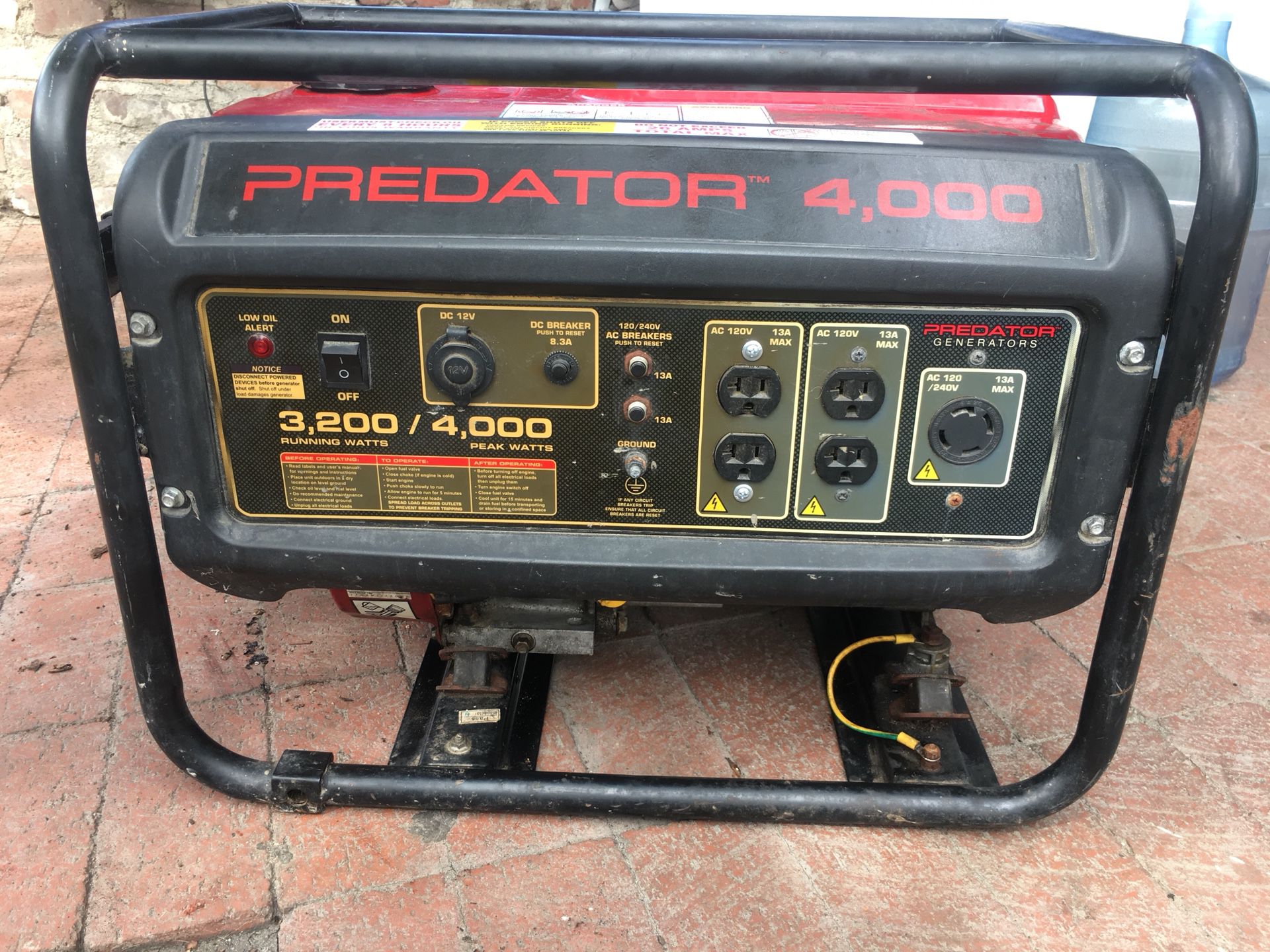 Predator Generator 4,000 peak watts