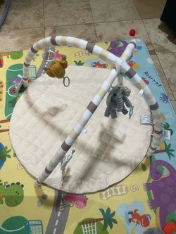 A bunch of baby items need gone asap message me for prices