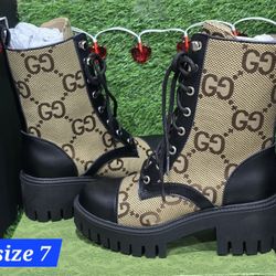women boots 