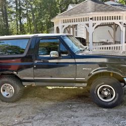 1996 Ford Bronco XLT