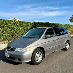 2000 Honda Odyssey