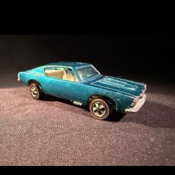 Hot Wheel Red Line Sweet 16 1968 Barracuda