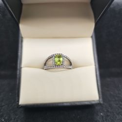 Sterling Silver 925 Peridot Ring With Chip Diamonds