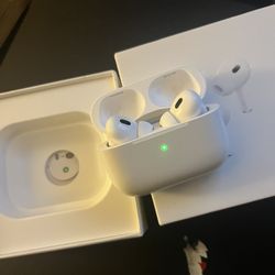 AirPod Gen 2