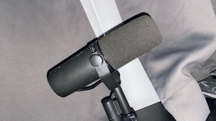 Shure SM7B Microphone