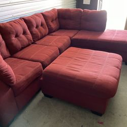 Red Tufted Sectional W Matching Ottoman 