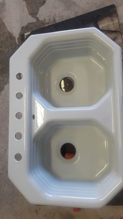Cast iron kitchen sink