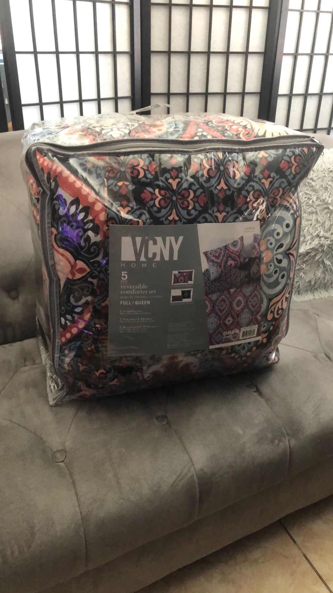 VCNY Full/Queen  5 Piece Reversible Comfortable Set , Open To Reasonable And Honest Offers