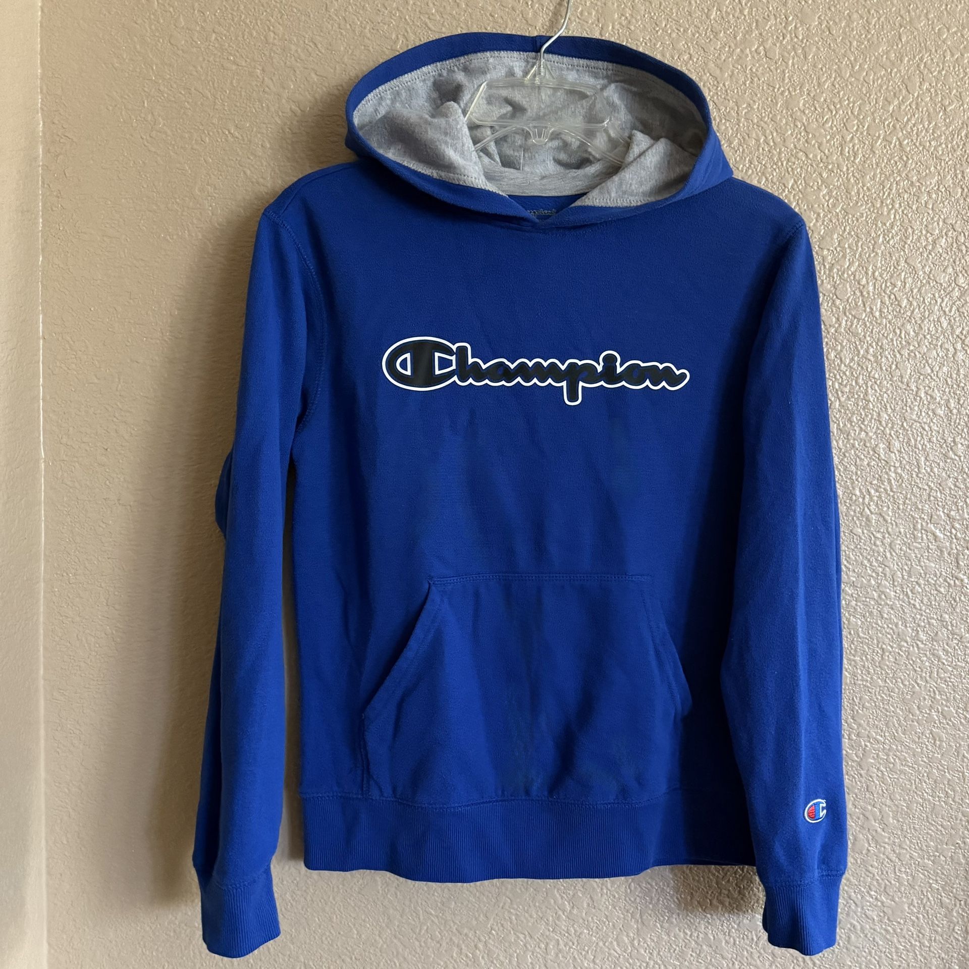 Boys Champions Hoodie Size Large Clothes