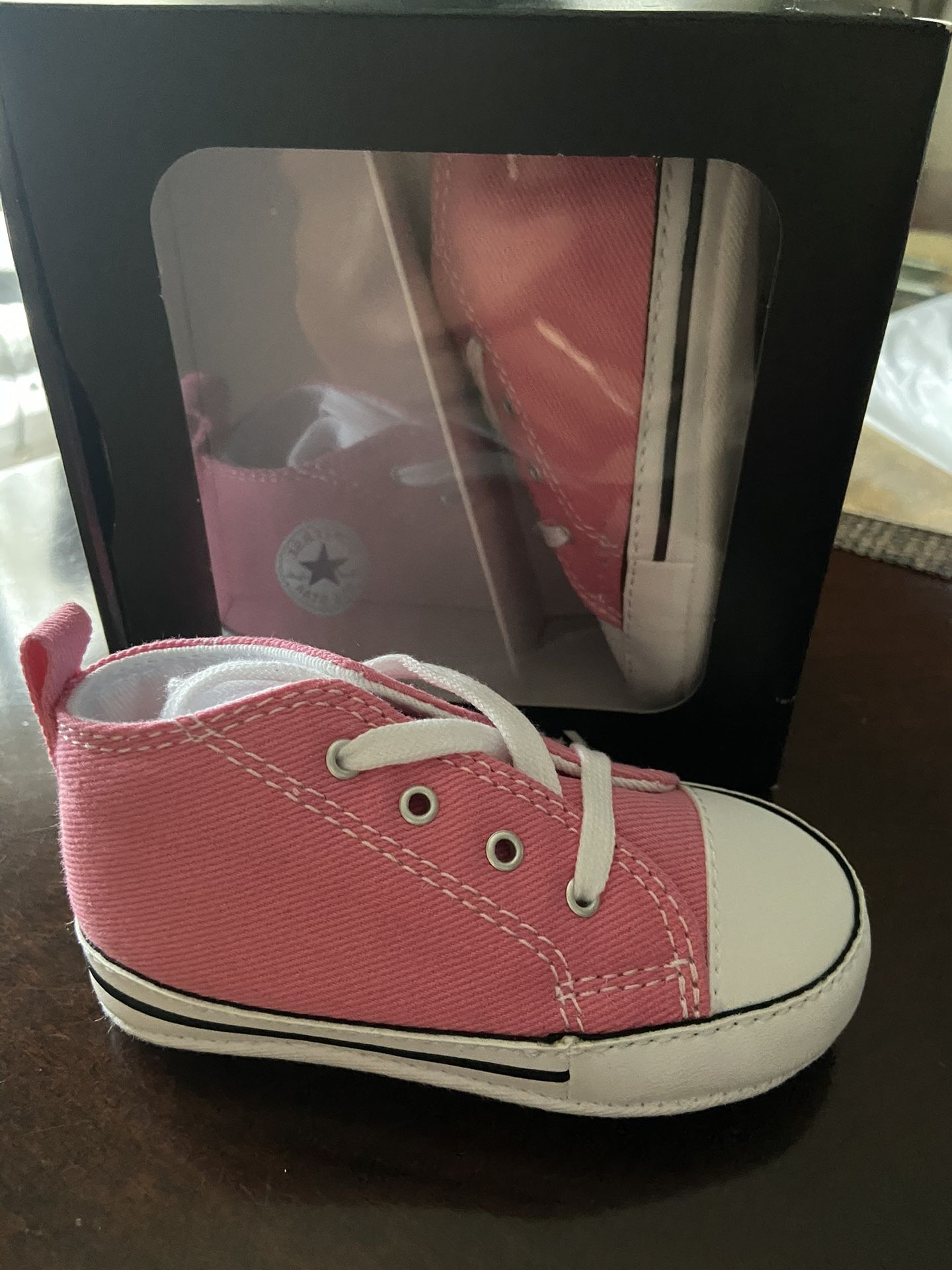 Converse First Star Size 4 (baby)