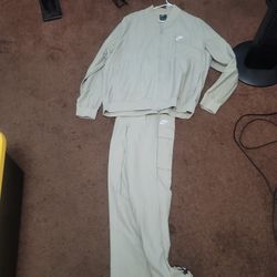 Nike Sweat Suit