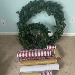 Wreaths And Mesh Ribbon 