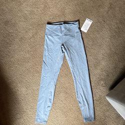 NWT Lululemon Wunder HR tight- women’s size 8