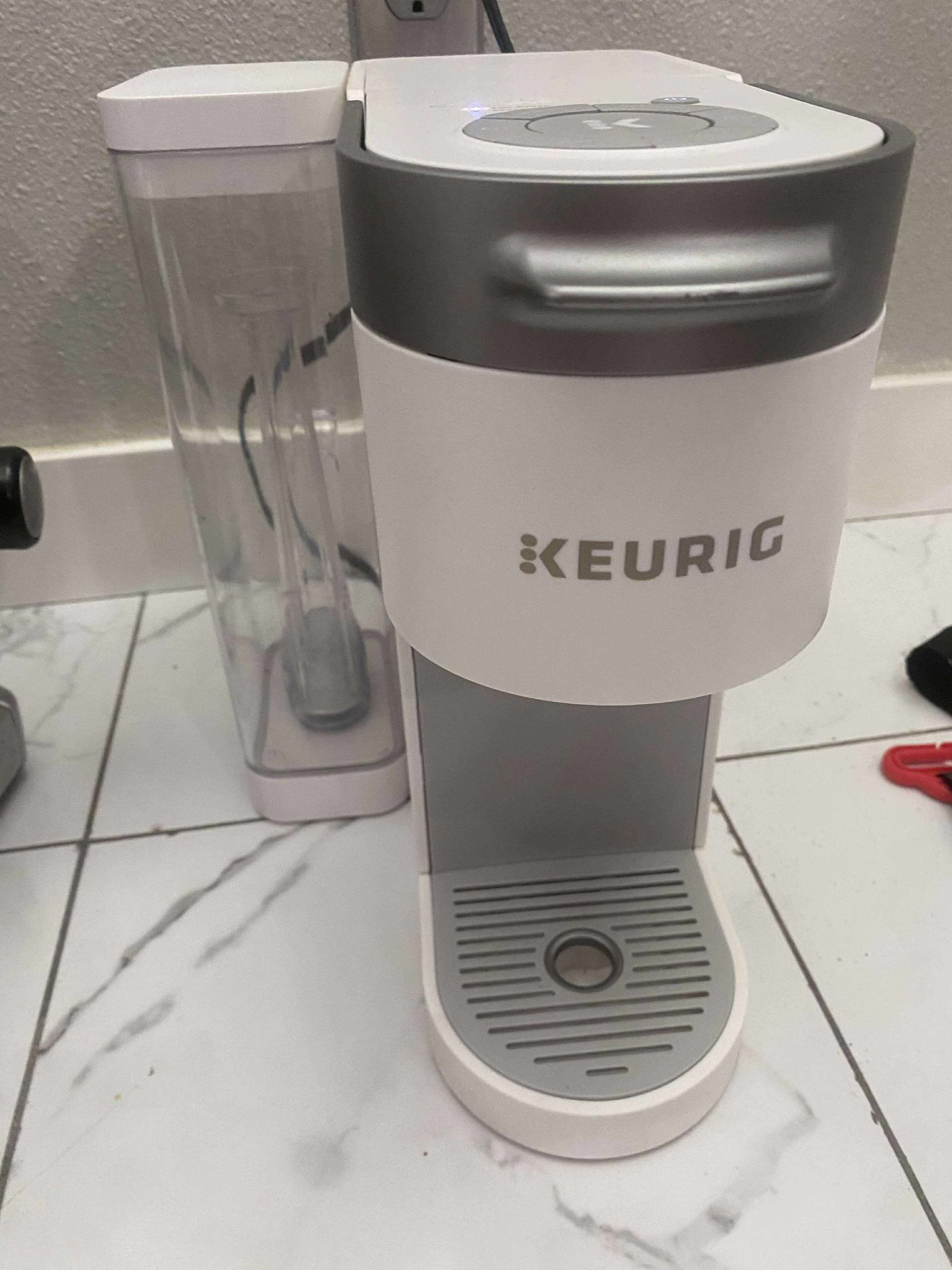 Keurig K-Supreme Single Serve K-Cup Pod Coffee Machine - White