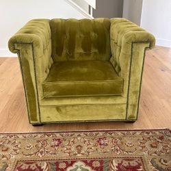 Kincaid Large Velvet Green Chair