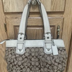 Coach SoHo Beige And White Leather Shoulder bag Purse
