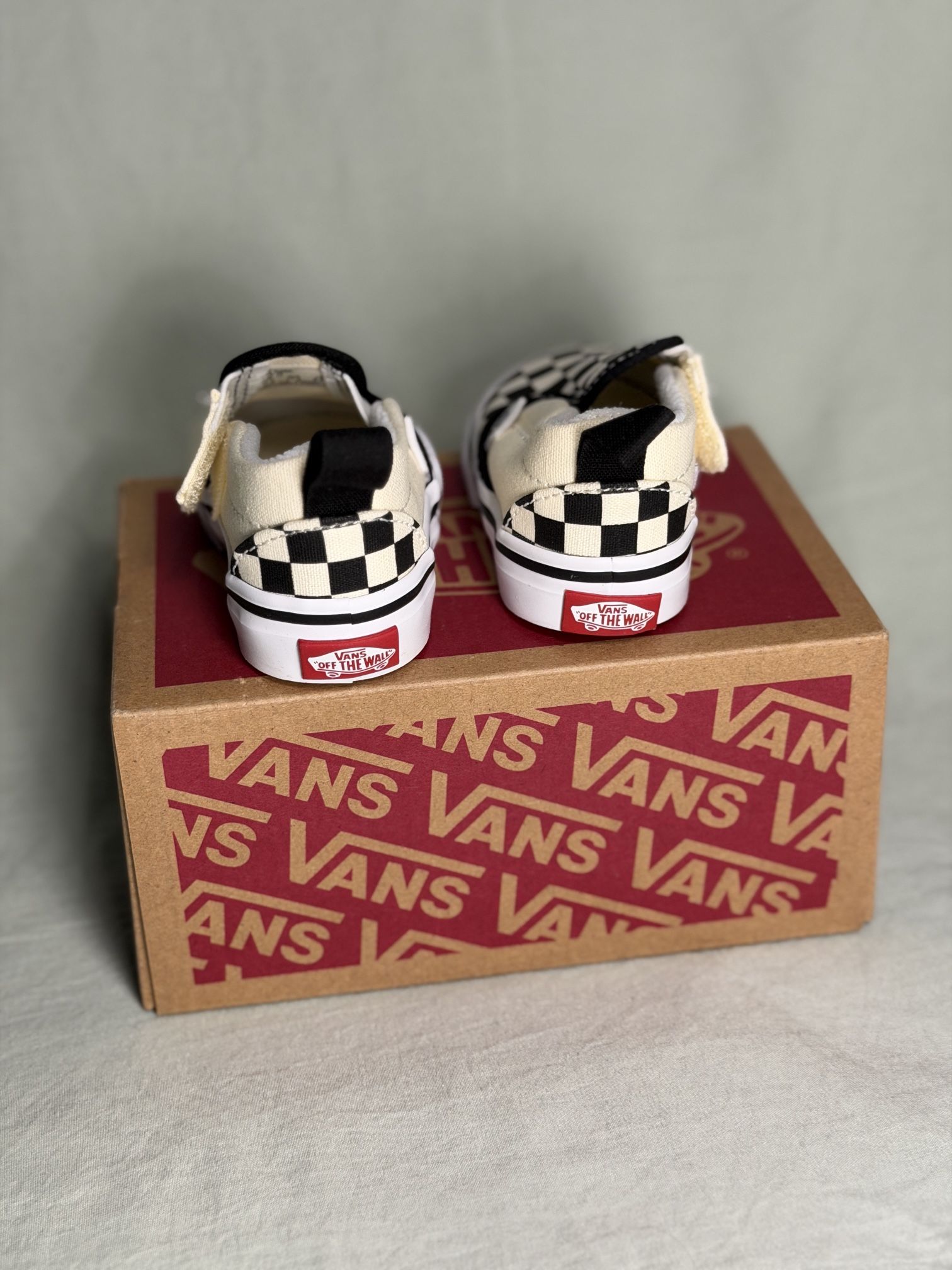 Vans 