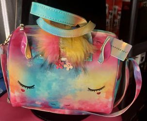 UNICORN DUFFLE BAG & 2 TIE DYE PILLOWS & PLUSH RUG SET