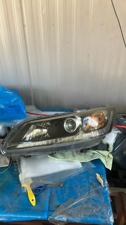 2014 Honda Acccord Headlights