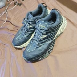 Hoka Size 7.5