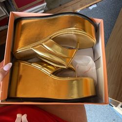 Gold Platforms 