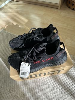Brand New Adidas Yeezy Boost 350 V2 'Bred'