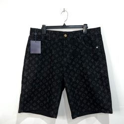 Lv Shorts