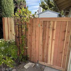 Gate