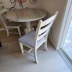 Round Dining Set (Table and 4 Chairs)