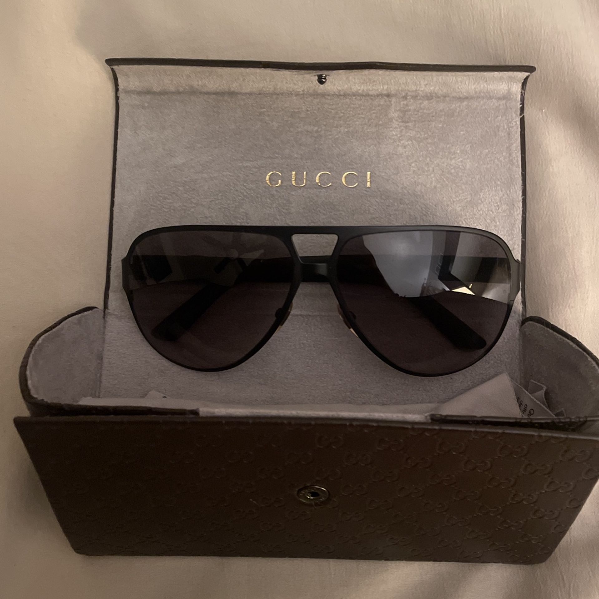 Gucci GG2252 S M7A Mens Sunglasses in Matte Black Gray Gradient Lens for Sale in Riverside CA OfferUp