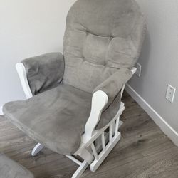 Glider W/Foot Rest