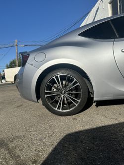 2016 FRS stock wheels and tires