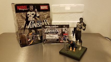 ** PRICE REDUCED! ** RARE Marvel Punisher Statue