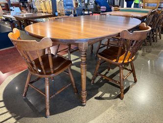 Colonial Revival Style Dining Table Set (Set of 4 Chairs)