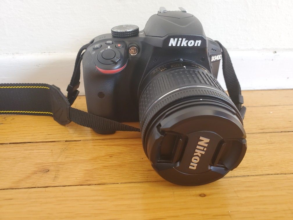 Nikon D3400 DSLR Camera W/ Extra Lens