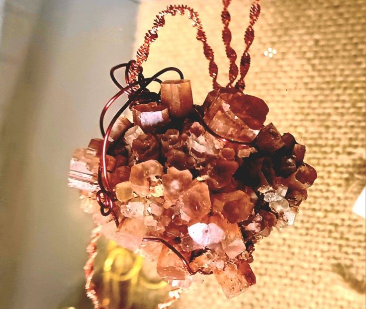 UNIQUE NEW JEWELRY ORE, ARAGONITE STAR CLUSTER, CREEDITE CRYSTAL HEART, GREEN HUED CHALCOPYRITE, BARITE TIGEREYE!