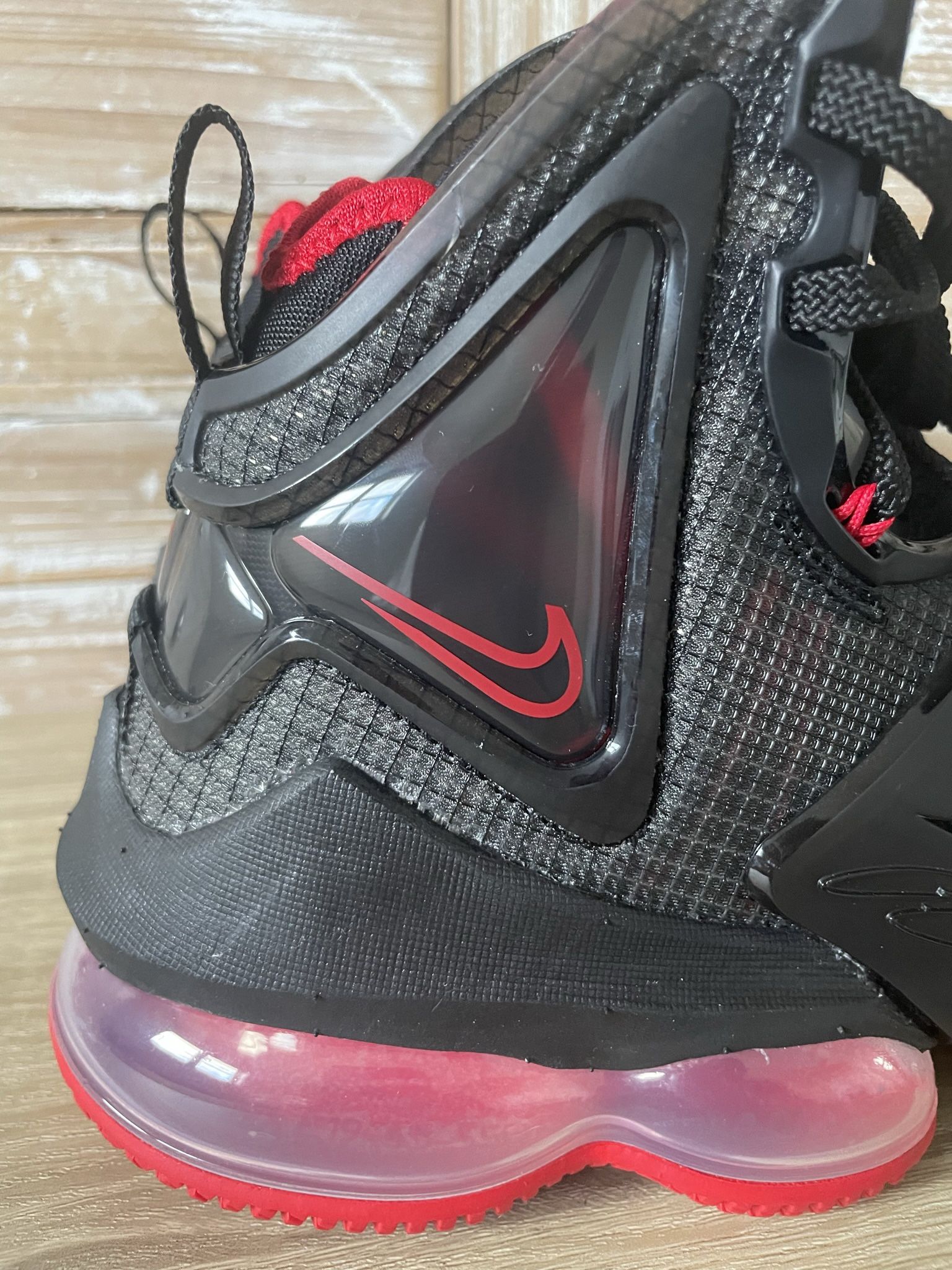 Nike LeBron 19 Bred Black University Red Mens CZ0203 001 Sz M