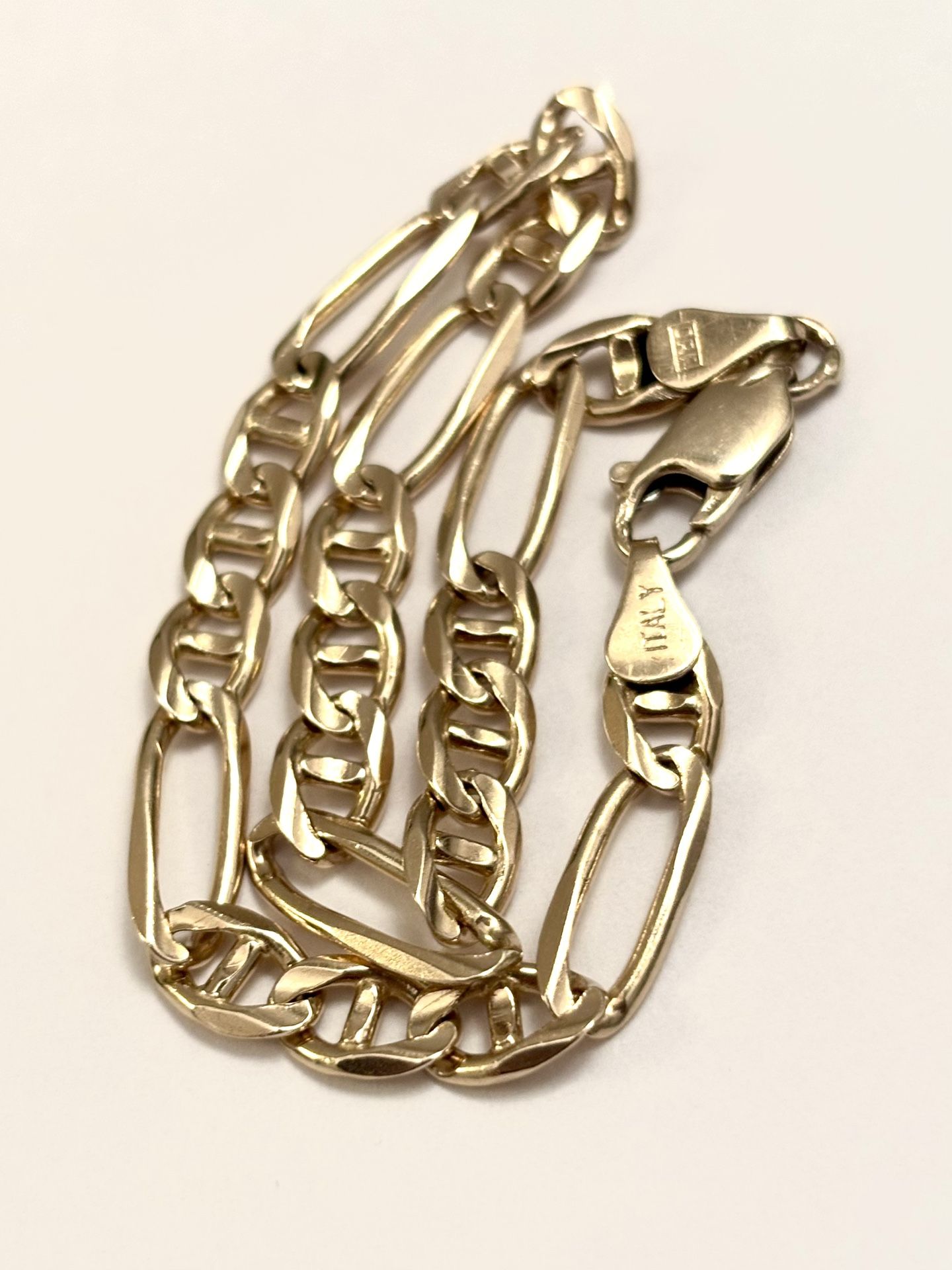 14k Gold Figaro Chain Bracelet 8.9”