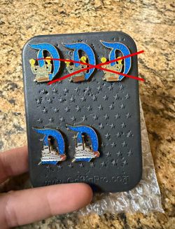 70th anniversary gold glitter d Disney pins mark twain