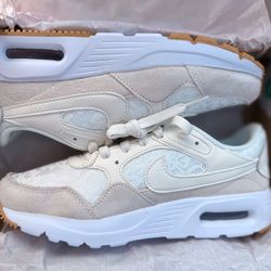Women’s Air Max SC Sneaker (Size 6.5)